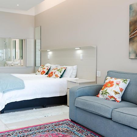 Camps Bay Blue Self-Catering Studios 开普敦 外观 照片