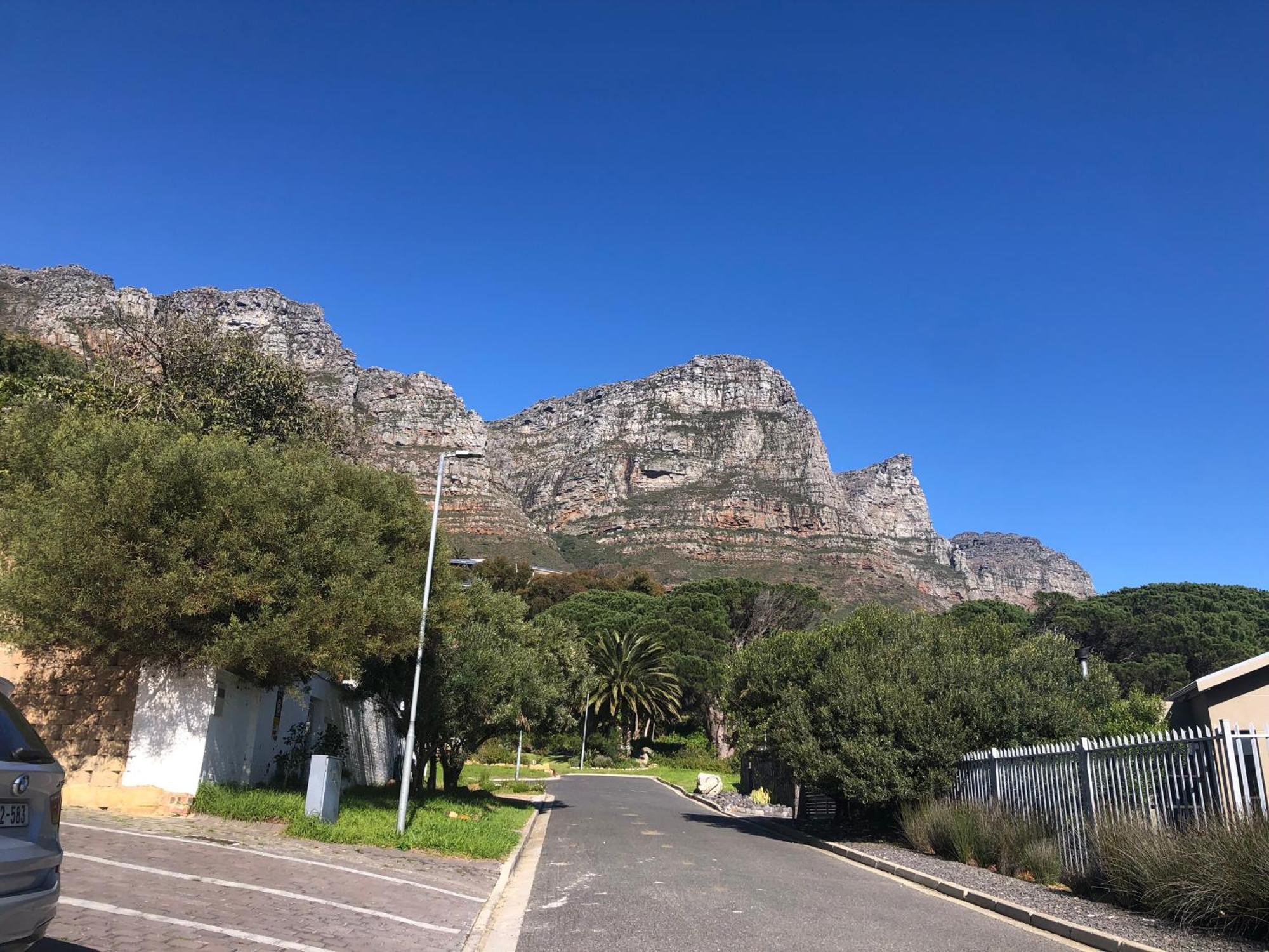 Camps Bay Blue Self-Catering Studios 开普敦 外观 照片