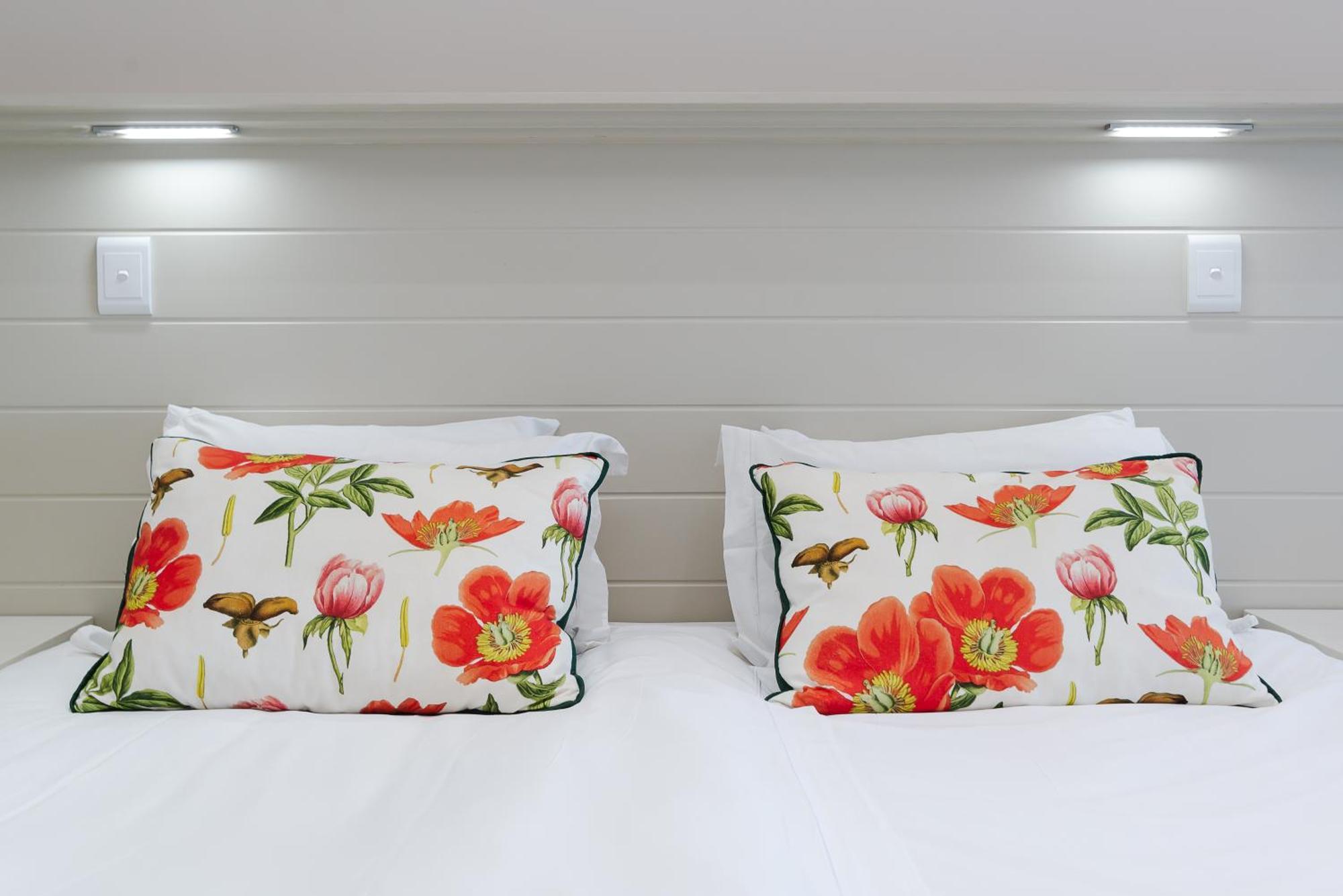 Camps Bay Blue Self-Catering Studios 开普敦 外观 照片